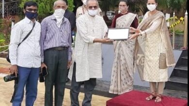 (India) Catholic priest receives ‘Corona Warrior’ award