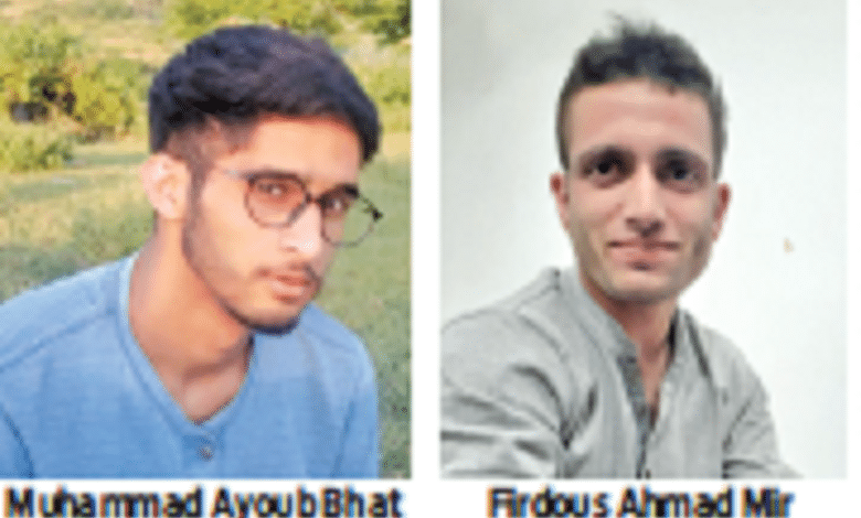 J&K: Ayoub Bhat & Firdous Ahmad Mir qualify JEE Mains, inspire the young students from their native village Sarmarg Check-Sarmarg